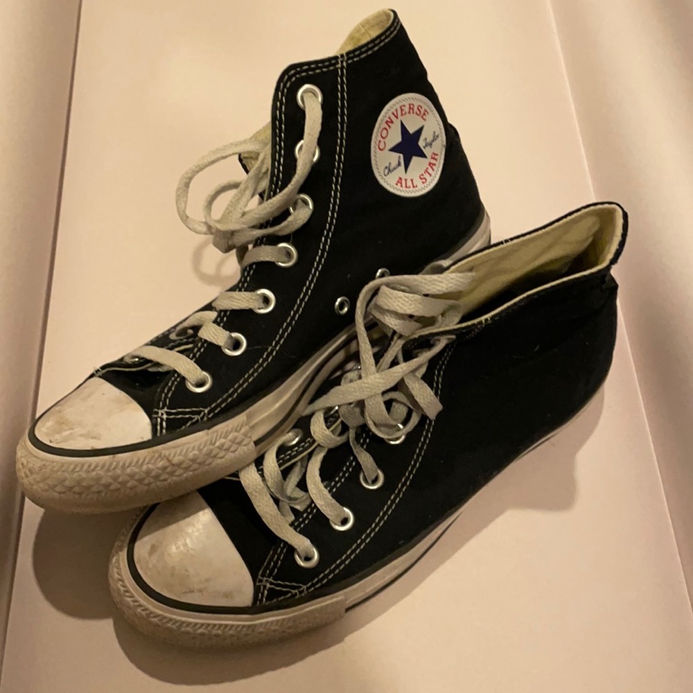Black high top converse